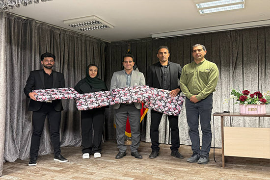 نمای کلی سالن جلسه