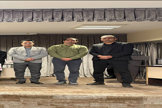 پایان مراسم و عکس دسته‌جمعی